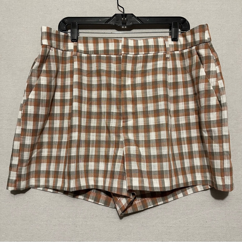 NWT Nine West High Rise Shorts - size 0X